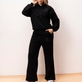 Conjunto Negro Angie