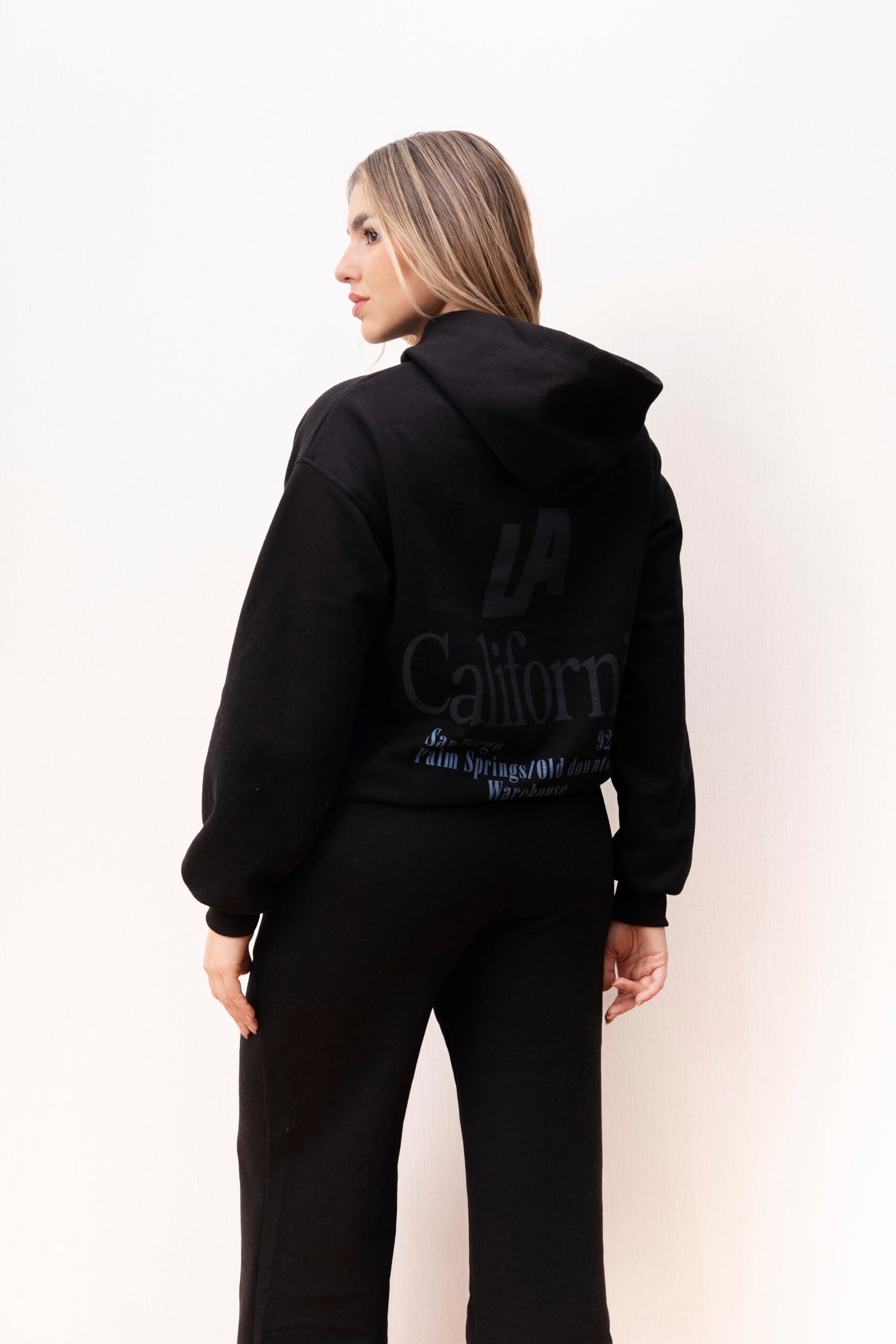 Conjunto Negro Angie